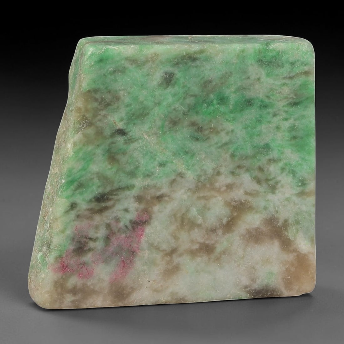 125Ct Natural Type A Burmese Jadeite Jade Sliced Rough Stone - Green & White Raw Material, 39EA: This is a sliced, partially processed rough stone of Type A Burmese jadeite jade, weighing 125 carats and measuring 3.5x3.2cm. The polished flat surface reveals a striking mix of green and white jadei
