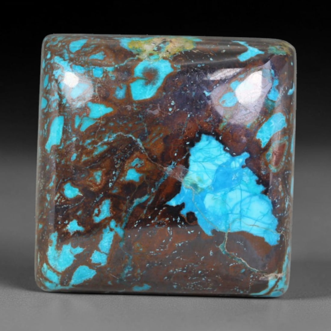 34.24ct Natural Peruvian Chrysocolla Cabochon Loose Gemstone, 70ER: This natural chrysocolla cabochon from Peru displays beautiful blended mineral patterns across its smoothly polished surface. Dimensions measure 17x7mm, this wellfinished cabochon works wonderfully fo