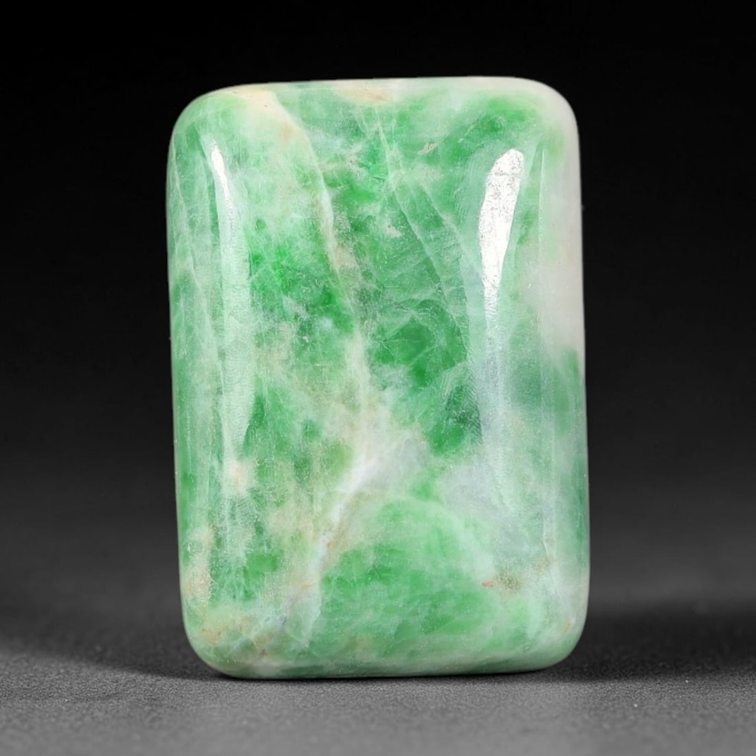 20.46ct Natural Burmese Type A Jadeite Jade Cabochon, 57FP: This single loose natural Burmese Type A jadeite jade cabochon, fully untreated with no dyeing, bleaching or resin impregnation, this genuine Type A jade retains its all-natural crystalline structure 