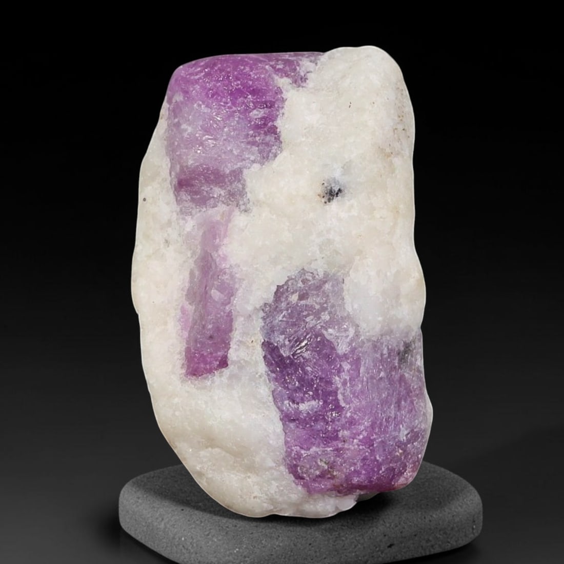 29.36ct Natural Mauritania Ruby Rough (Unheated), 57AT: Natural unheated corundum rough mined from Mauritanian gem-bearing deposits, set within substantial pale milky quartz host matrix featuring two distinct saturated magenta-pink ruby corundum crystallin