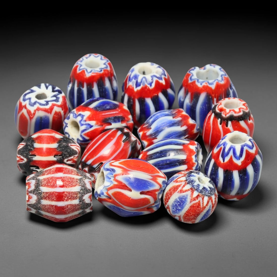 Vintage Chevron Glass Trade Bead Parcel Lot, 63EH: Vintage chevron glass bead collection, well-preserved with characteristic aged glass surface texture. Largest bead measures 13x12mm, suitable for jewellery assembly, collection and antique bead tradin