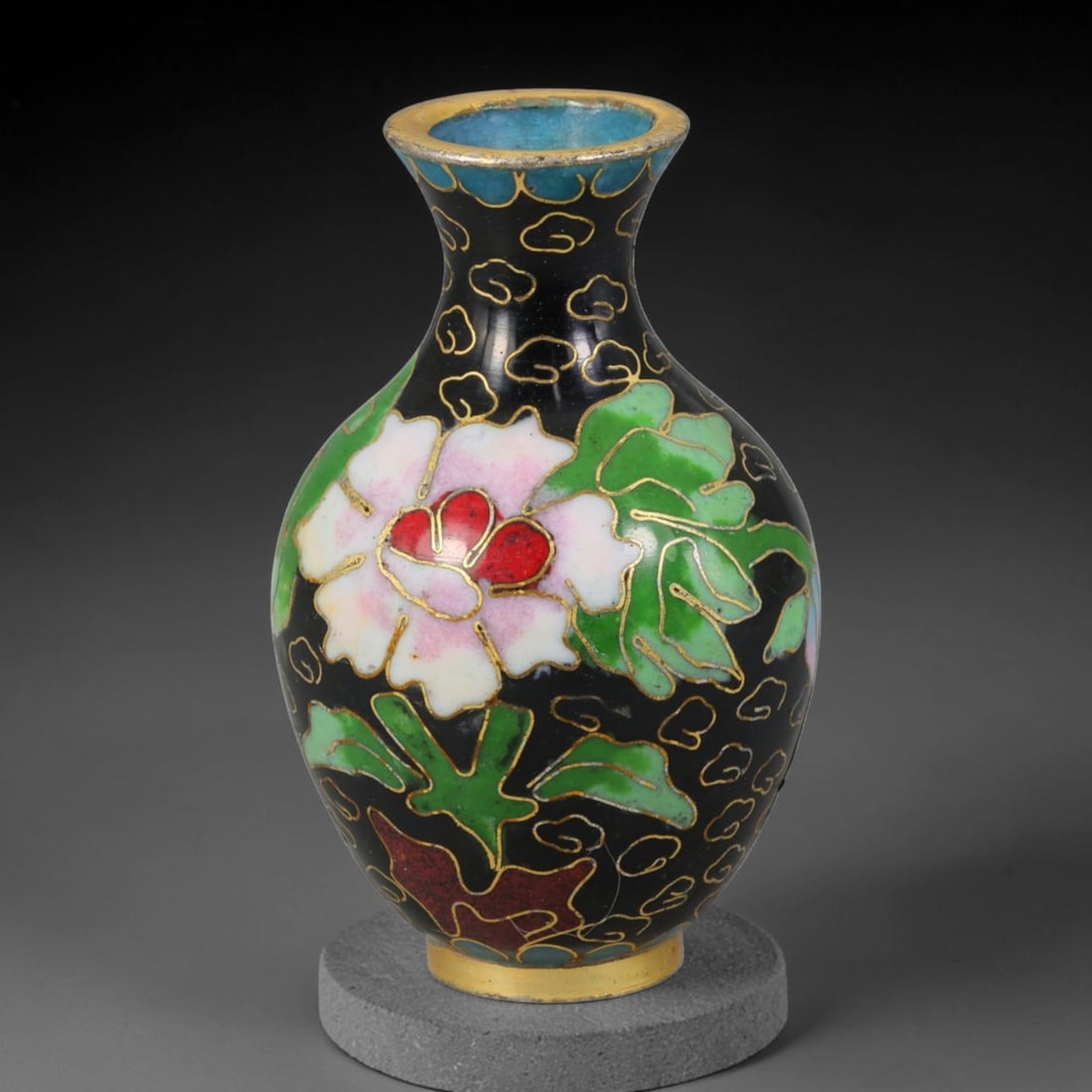 Vintage Chinese Copper Cloisonne Mini Vase - Peony Black Enamel Floral Vessel, 32AR: Crafted from copper base metal with gilded cloisonne wire filigree and hand-fired polychrome enamel glazes. The miniature rounded baluster vase features a glossy deep black enamel ground covered in de
