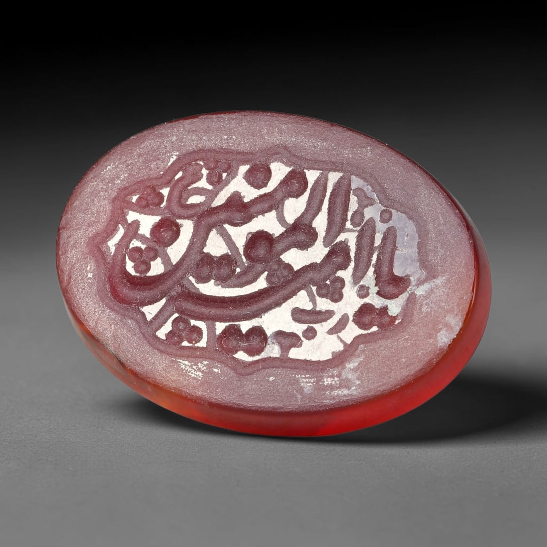 Vintage Carnelian Agate Islamic Calligraphic Script Intaglio Seal Cabochon Talisman, 85ET: This vintage natural carnelian agate intaglio seal cabochon draws inspiration from historic Islamic lapidary traditions, crafted as a wearable talisman and seal blank for jewelry setting. The polished