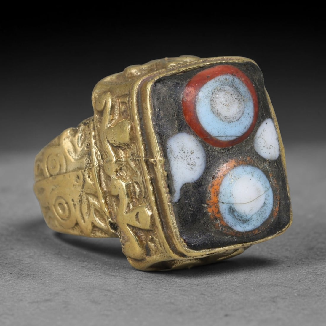 Antique Islamic Millefiori Evil Eye Glass Cabochon Set Vintage Signet Ring (1700-1900 CE), 75AM: The primary collectible value resides within the inset antique millefiori evil-eye glass cabochon, authentic genuine antique glass (distinguished from earlier ancient glass and modern vintage glass) c