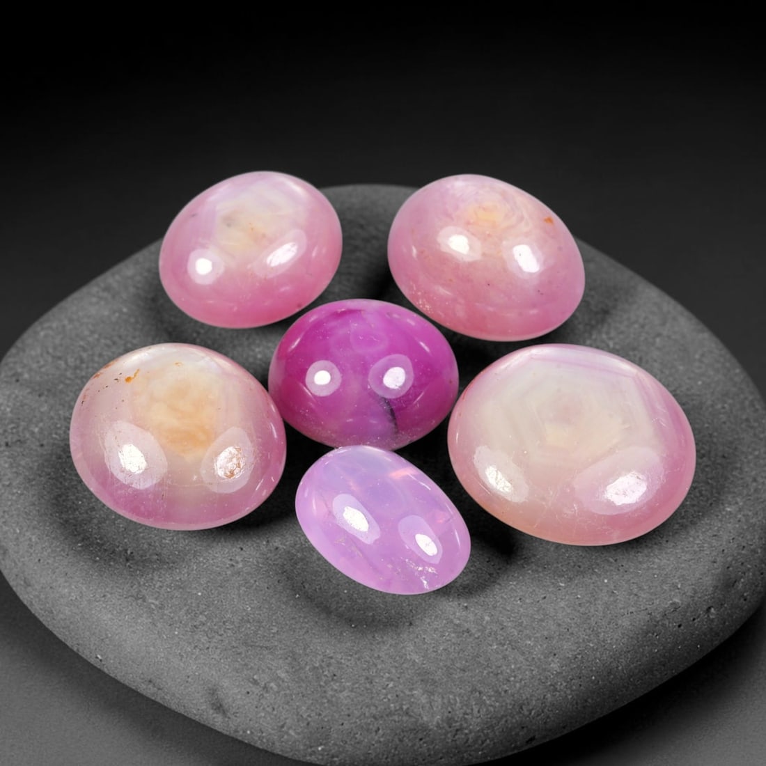 28.57ct Natural Mozambican Bicolor Ruby Cabochon Parcel Lot, 43EW (1 of 1)