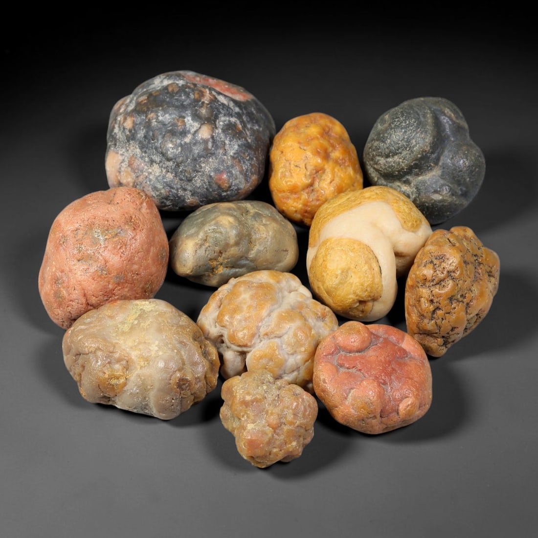 525ct Natural Mongolian Gobi Desert Agate Pebble Stone Parcel Lot, 10BC: This parcel consists of naturally weathered Gobi desert agate pebbles, formed by long-term desert wind and water erosion. Surfaces display characteristic bumpy botryoidal textures with diverse earthy 