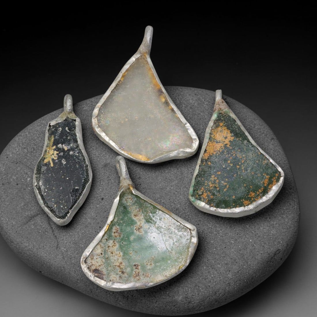 Ancient Roman Glass Silver-Mounted Pendants (509 BCE-476 CE), 90AK (1 of 2)