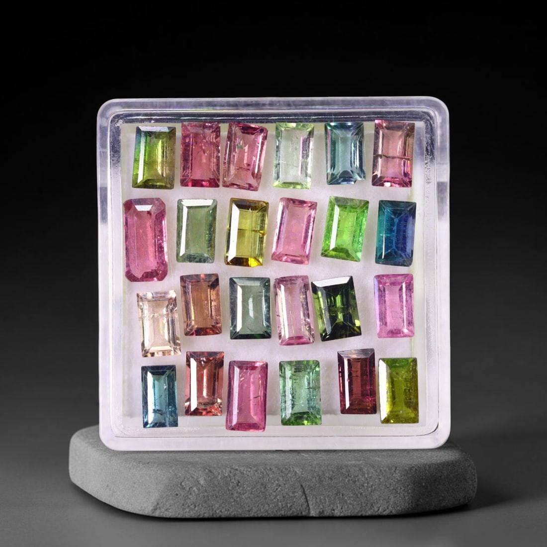7.14 cts Natural Tourmaline Set - Fancy Mixed Colour Lot , 880C: No Reserve Gems Auction Subject: Natural Tourmaline Size Range: 5x3x2mm
