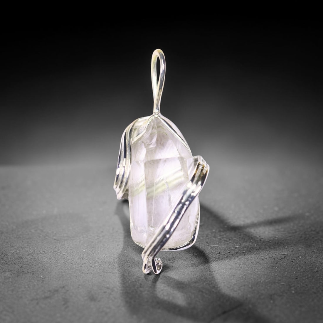 6.03g Crystal Rock Wire Wrap Pendant - 925 Silver , 447E: No Reserve Gems Auction Subject: Natural Crystal Rock Pendant Type: Pendant
