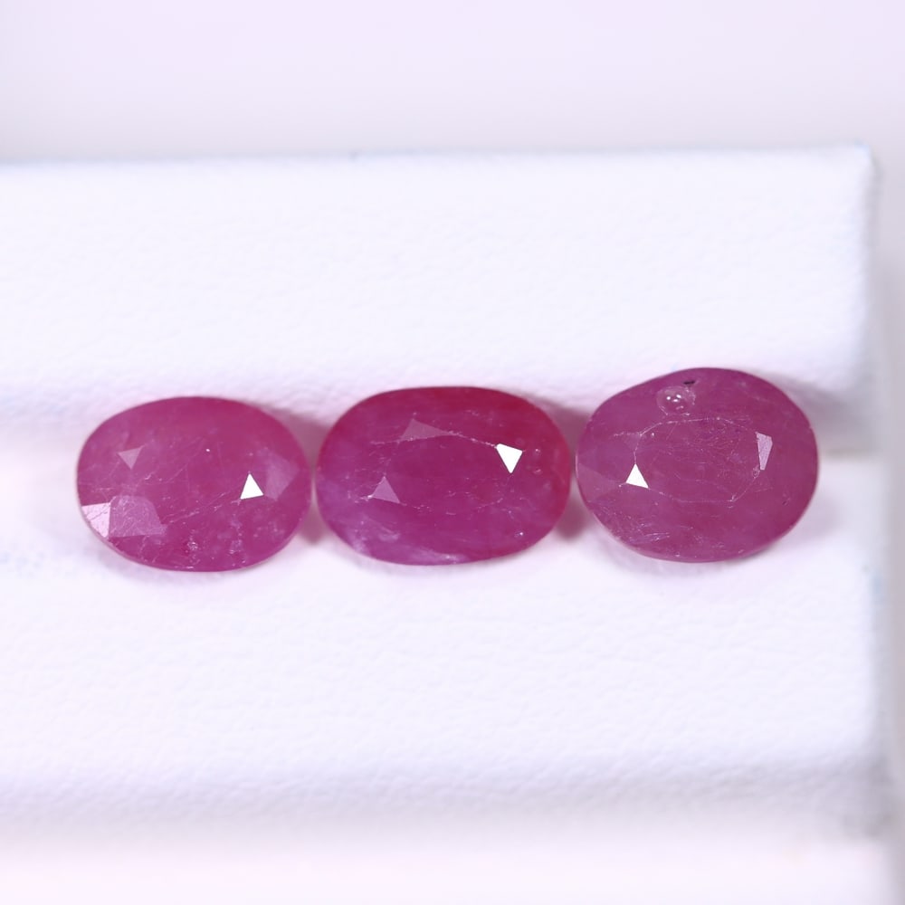 5.00 Ct Ruby Set - 7x5x3mm , 999C - 2