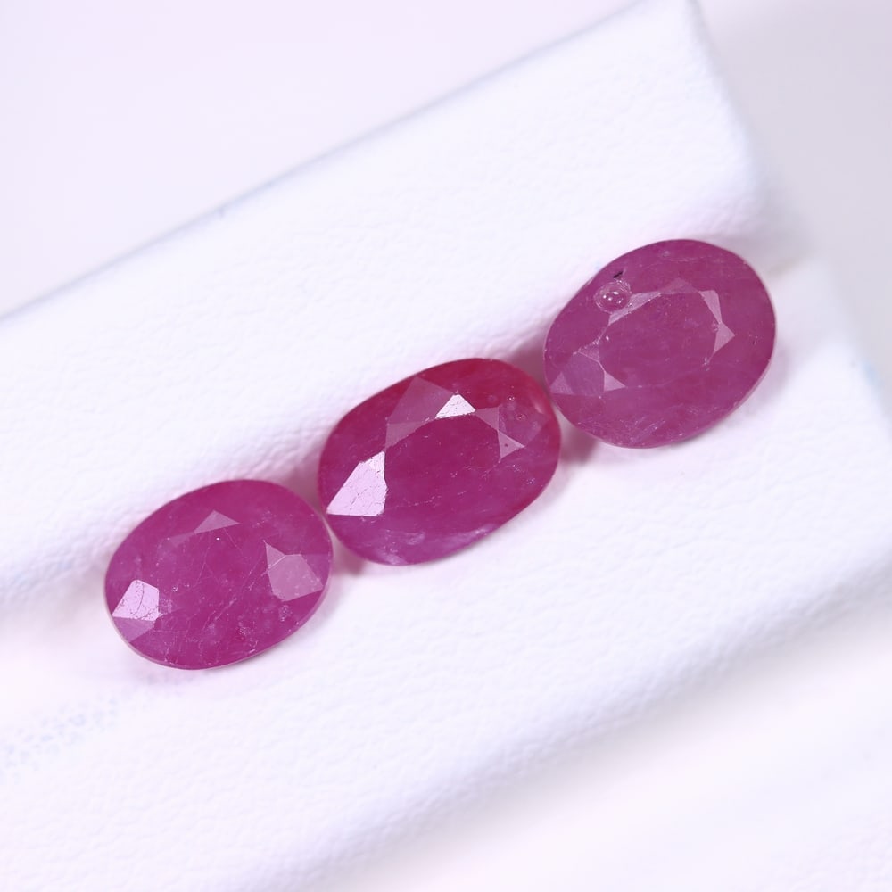 5.00 Ct Ruby Set - 7x5x3mm , 999C - 3