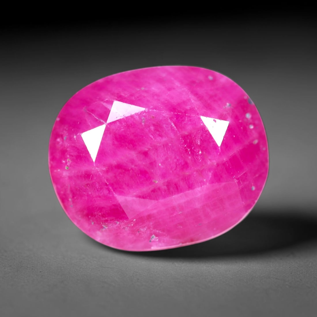 6.82 carats Natural Ruby Gemstone - 11.5x9.5x6mm , 855C: No Reserve Gems Auction Subject: Natural Ruby Origin: Burma Treatment: Heated Only Type: Faceted, Polished