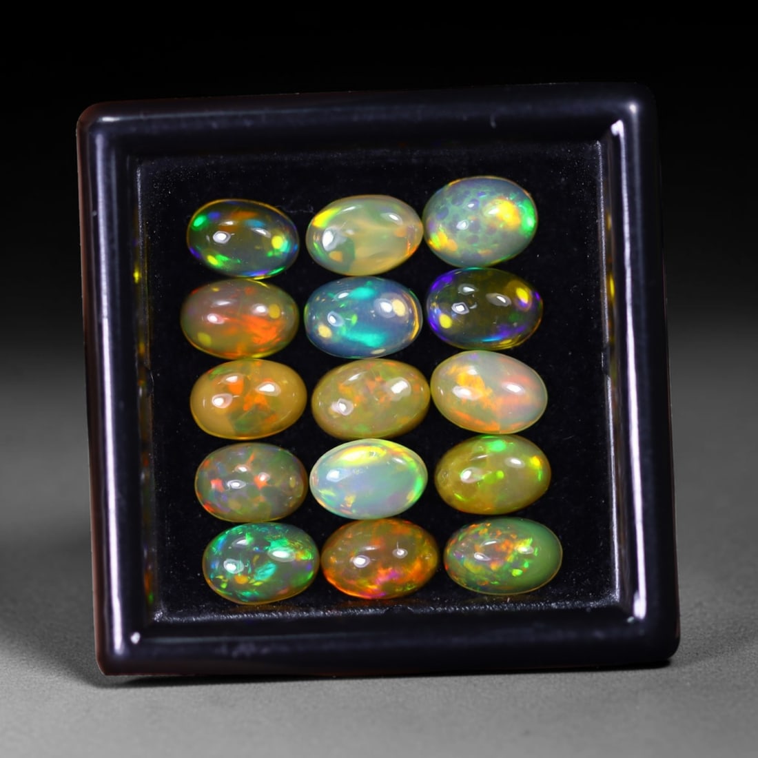 4.96Ct Welo Opal Lot - Ethiopian Opal, 1096B: No Reserve Gems Auction Subject: Natural Ethiopian Welo Opal Origin: Ethiopia Carat Weight: 4.96Ct Dimension: 6.2x4.2x3.4 mm Treatment: Natural Untreated Type: Cabochon, Polish