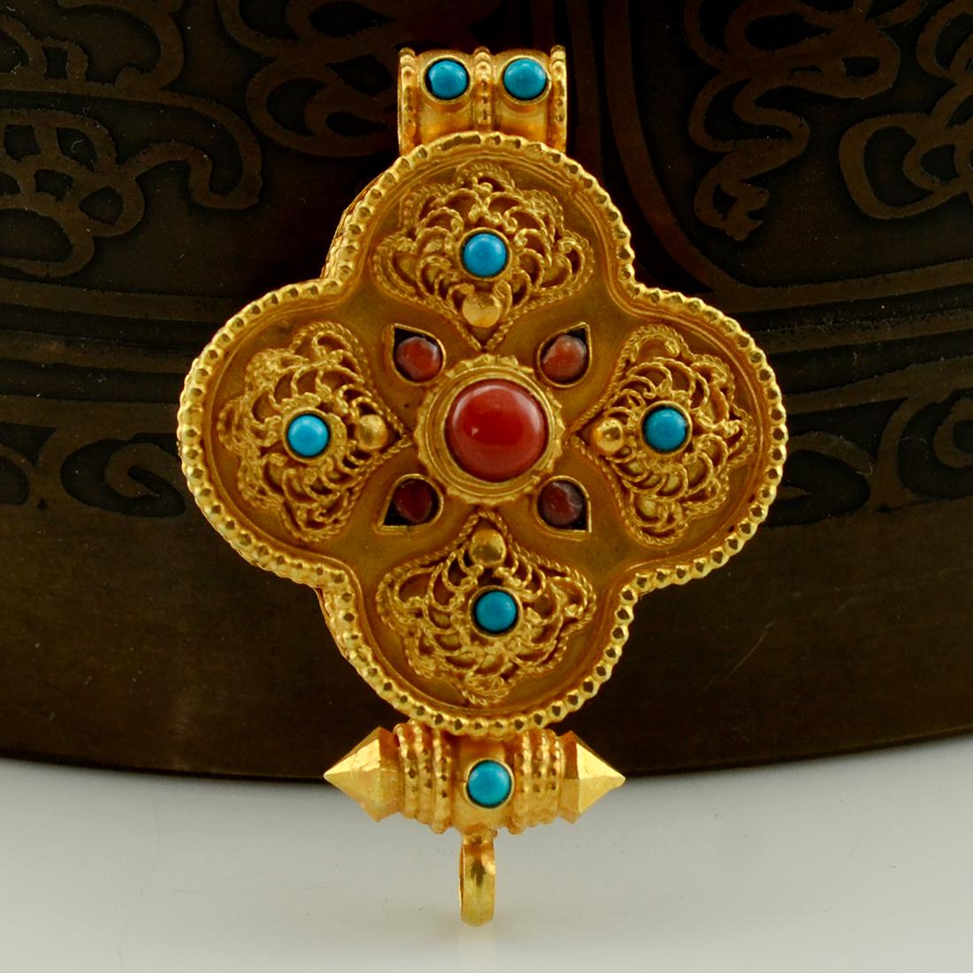 Tibetan Ritual Sacred Silver Ghau Gau Pendant Prayer (1 of 5)