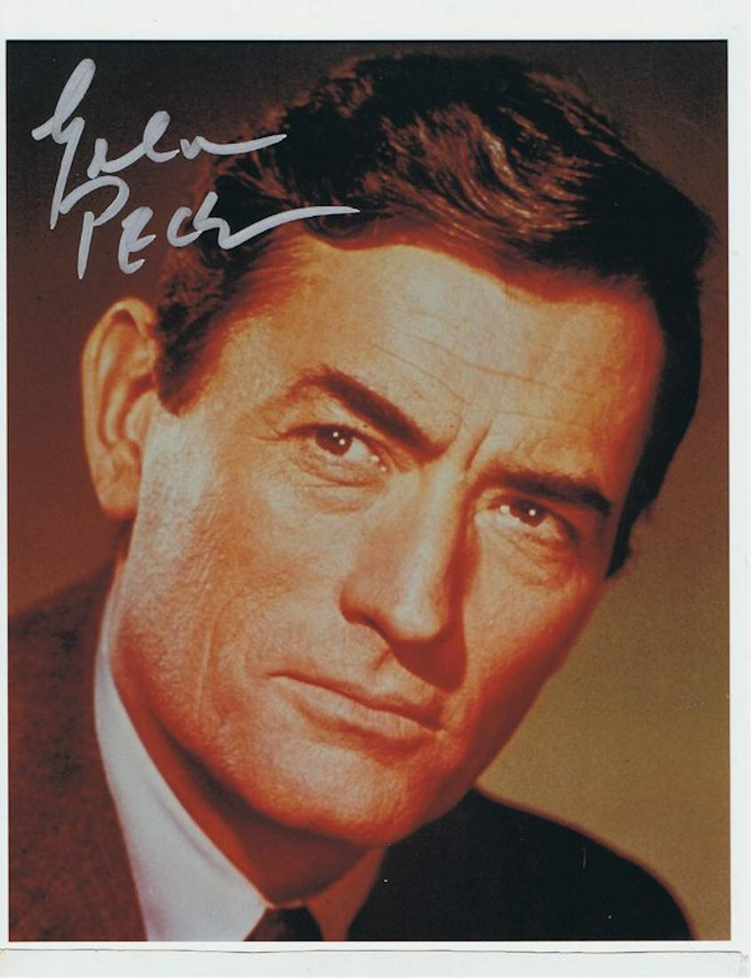 GREGORY PECK- 8 X 10 PHOTO W/ CERTIFICATE: GREGORY PECK- 8 X 10 PHOTO W/ CERTIFICATE OF AUTHENTICITY PROVIDED BY DIAMOND AUTOGRAPHS. CERTIFICATE IS AVAILABLE UPON REQUEST.