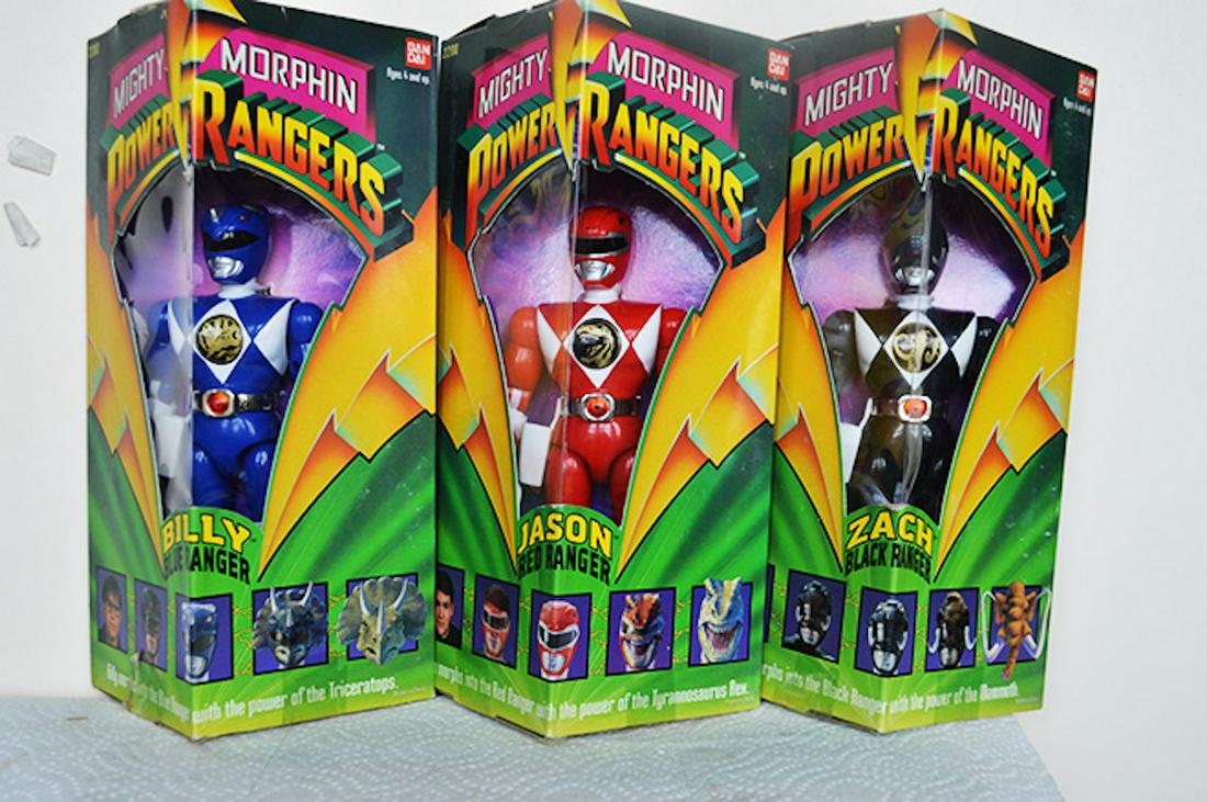 VINTAGE MIGHTY MORPHIN POWER RANGERS -3 SETS SALE: VINTAGE MIGHTY MORPHIN POWER RANGERS -3 SETS SALE. FEATURING JASON, ZACH, AND BILLY. MEASURES AT 8 INCHESNEVER USED.