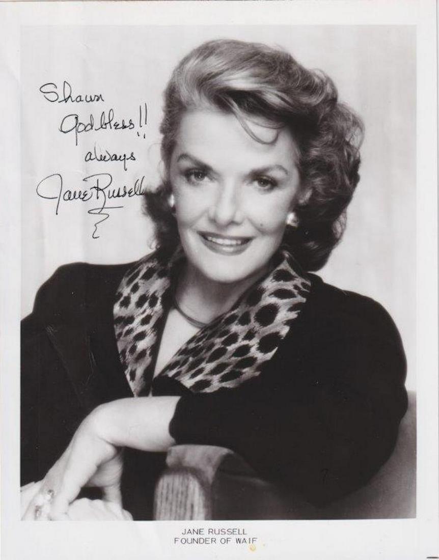 Jane Russell - 8 x 10 Signed Photograph w/COA: Jane Russell - 8 x 10 Signed Photograph w/COA. A black and white glossy photograph signed in black felt tip ink by Jane Russell. Creasing through the left side of the photograph, but otherwise in fine