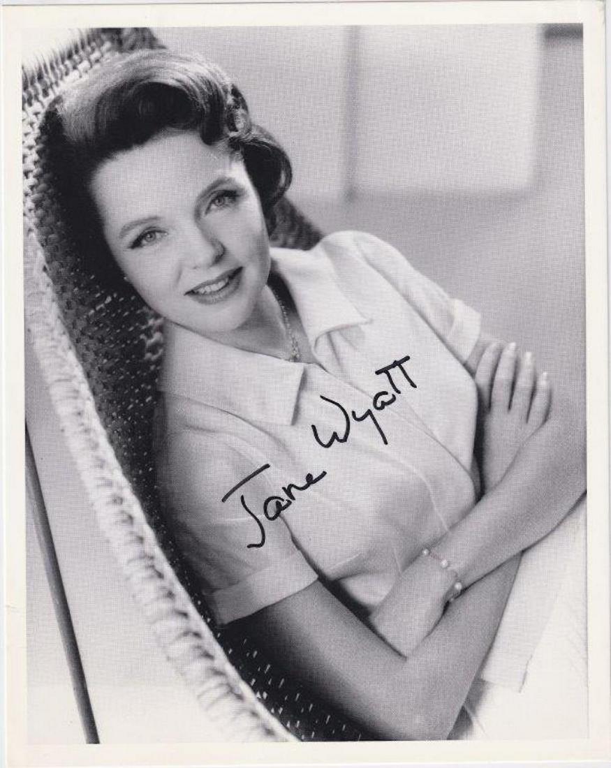 Jane Wyatt - 8 x 10 Signed Photograph w/COA: Jane Wyatt - 8 x 10 Signed Photograph w/COA. Black and white card stock photograph signed in black felt tip ink by Jane Wyatt. Light wear in the corners, but otherwise in fine condition.