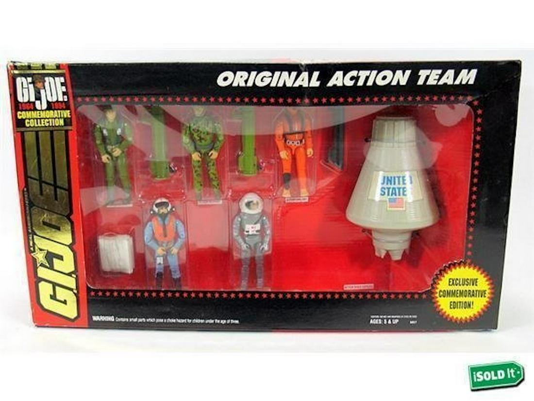 GI-JOE ORIGINAL ACTION TEAM. COMMEMORATIVE COLLECTION: GI-JOE ORIGINAL ACTION TEAM. COMMEMORATIVE COLLECTION: 1964-1994CONTENTS: ACTION SOLDIER, ACTION MARINE, ACTION SAILOR, ACTION PILOT, ACTION PILOT ASTRONAUT, AND ACTION SPACE CAPSULE.FROM HASBRO TOYS.