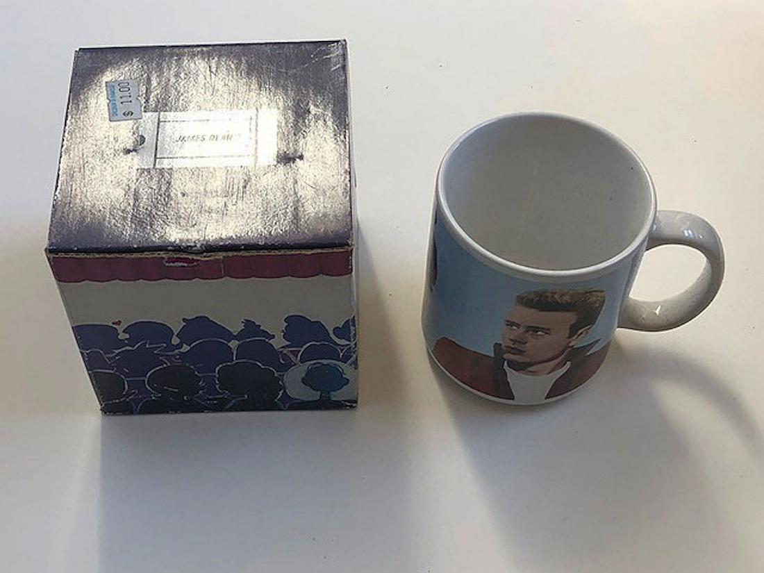 JAMES DEAN MUG: JAMES DEAN MUG. NEVER USED.