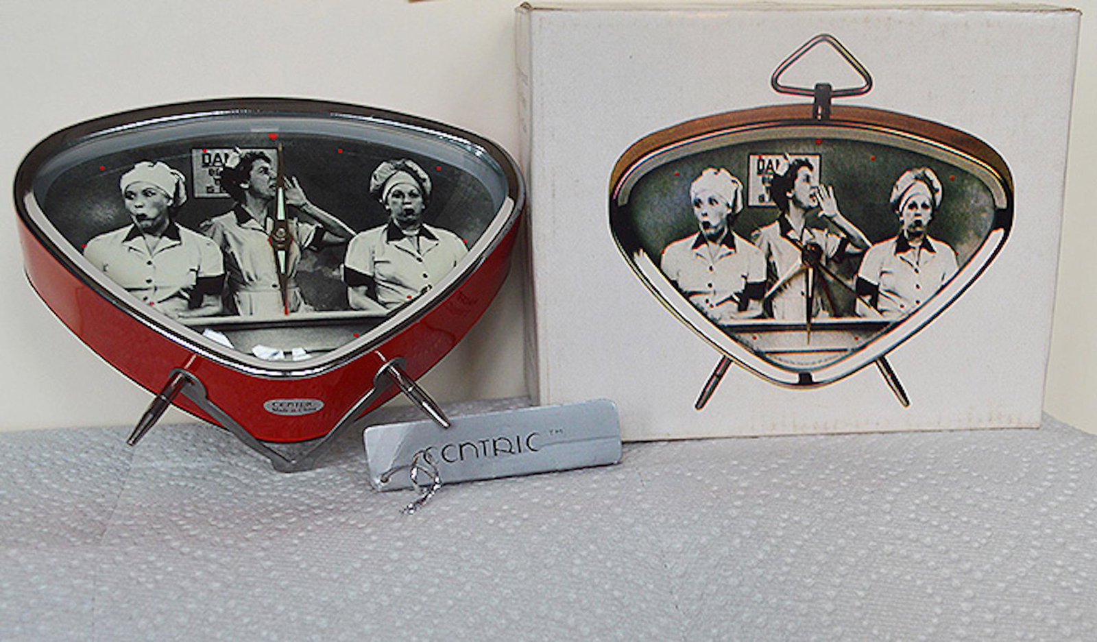 I LOVE LUCY TABLE CLOCK (RED): I LOVE LUCY TABLE CLOCK (RED). NEVER USED