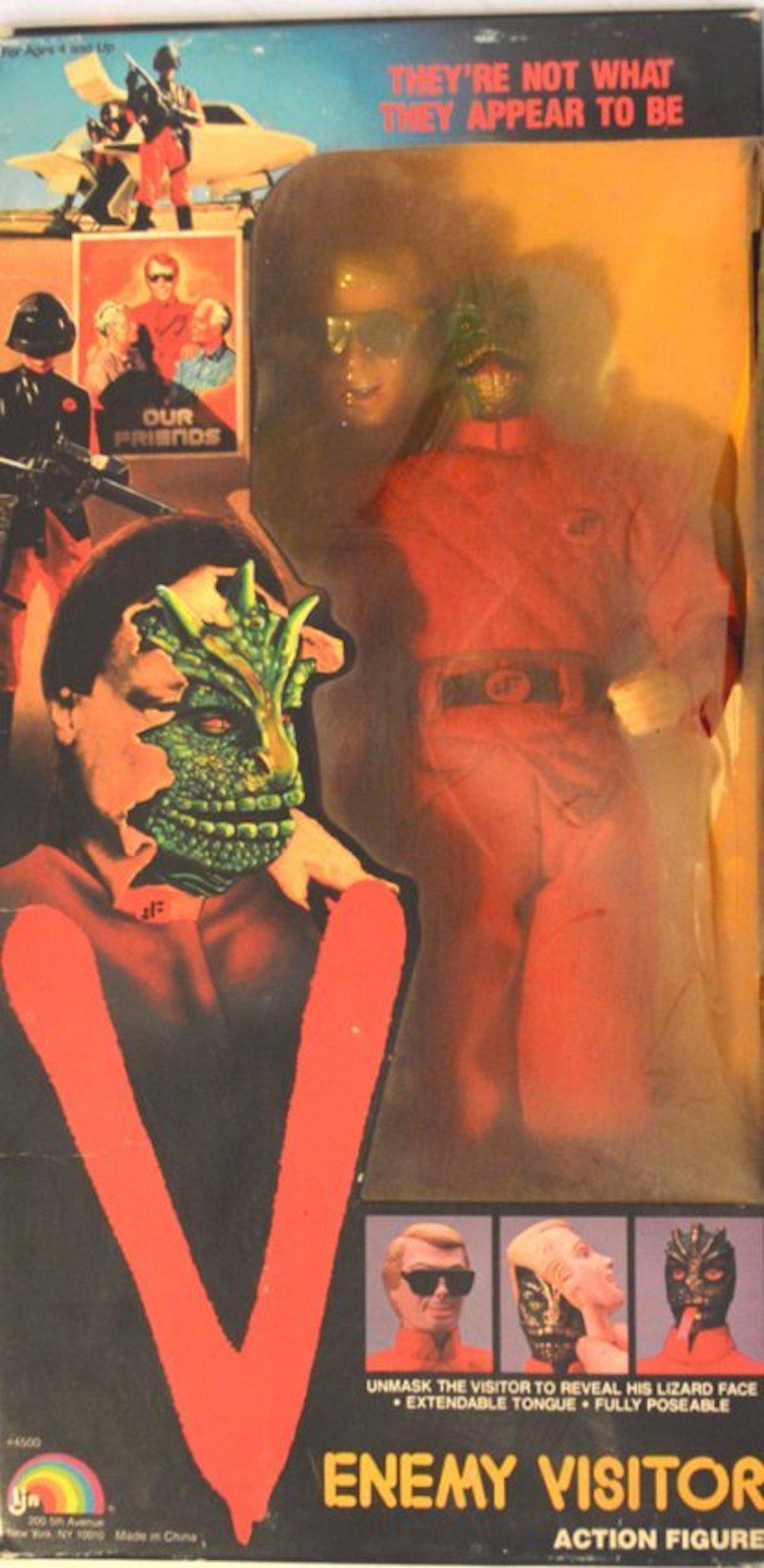 ENEMY VISITOR ACTION FIGURE: ENEMY VISITOR ACTION FIGURE."THEY ARE NOT WHAT THEY APPEAR TO BE"FIGURE MEASURES AT 10".MINT IN BOX. THE PLASTIC COVERING ON BOX IS SLIGHTLY TORN OFF. BUT FIGURE IS NOT AFFECTED BY DEFECT (SEE PICTURE