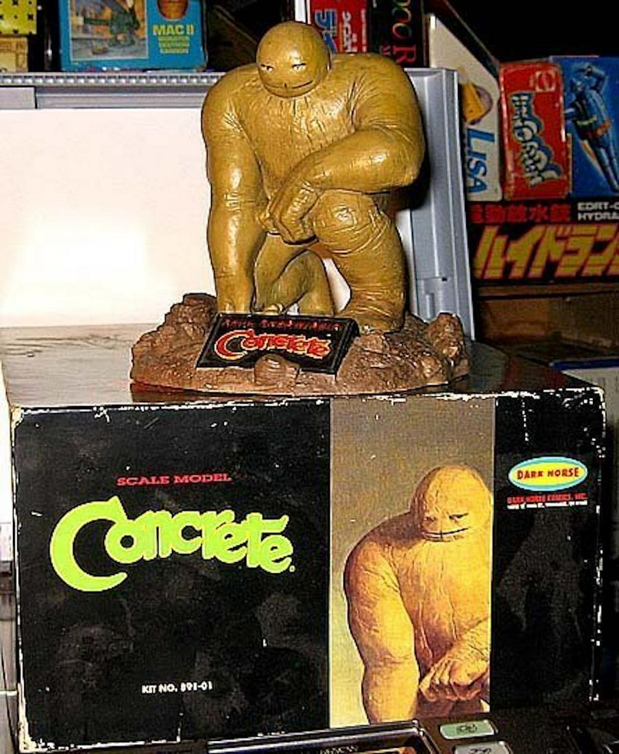 "CONCRETE" COLD CAST PORCELAIN MODEL KIT #2: PAUL CHADWICK "CONCRETE" COLD CAST PORCELAIN MODEL KIT #2COMPLETE AND INTACT