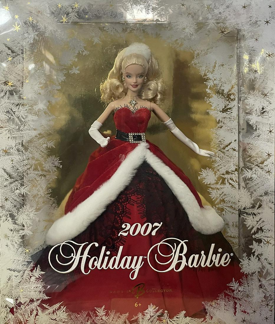 HOLIDAY BARBIE DOLL (2007): HOLIDAY BARBIE DOLL (2007). NEW. MINT IN A BOX (76)