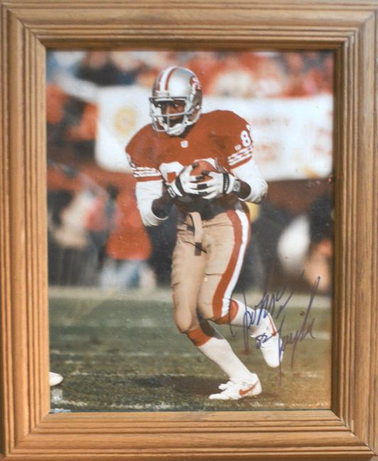 John Taylor: John Taylor - SIGNED 8 X 10 PHOTOGRAPH W/COA. A SIGNED PHOTOGRAPH OF JOHN TAYLOR. SIGNED BY HIM. COMES WITH COA. VERY GOOD CONDITION