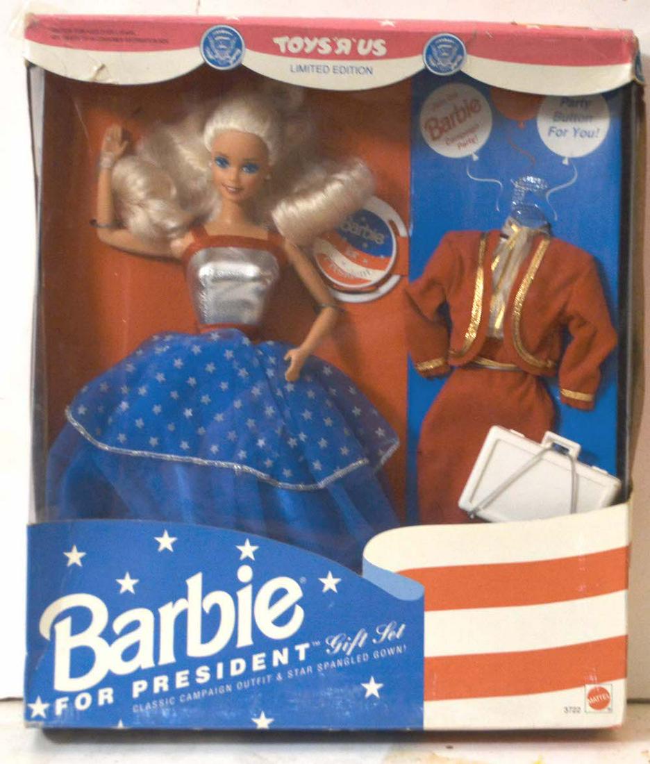 BARBIE "FOR PRESIDENT" DOLL: BARBIE "FOR PRESIDENT" DOLL. GIFT SET. NEW. MINT IN A BOX (115)