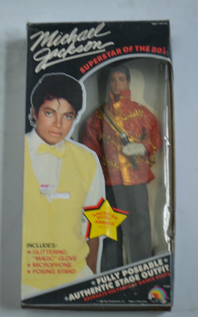 MICHAEL JACKSON DOLL W/ "AMERICAN MUSIC AWARDS" OUTFIT: MICHAEL JACKSON DOLL W/ "AMERICAN MUSIC AWARDS" OUTFIT, UNUSED, VERY GOOD CONDITION
