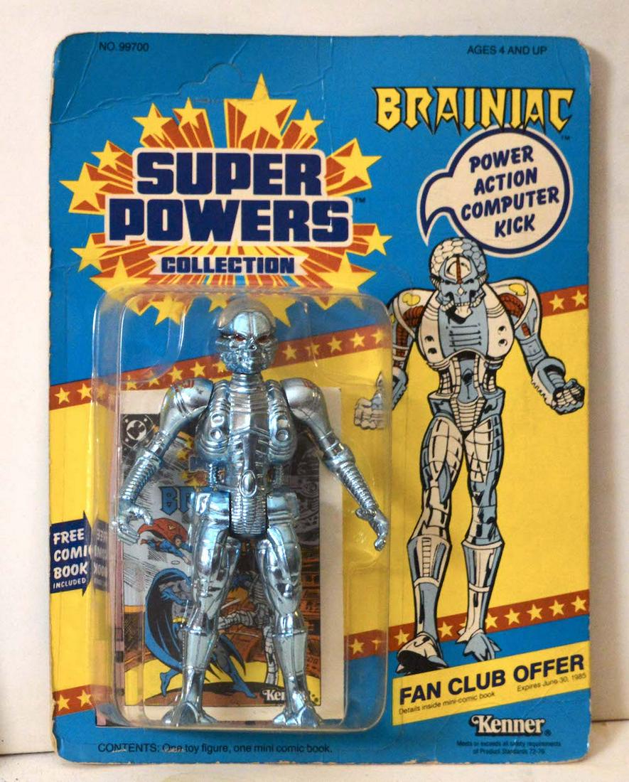 SUPER POWERS "BRAINIAC" ACTION FIGURINE ON CARD: SUPER POWERS "BRAINIAC" ACTION FIGURINE ON CARD. PART OF SUPER POWERS COLLECTION. NEW AND NEVER USED. THE CARD IS "UN-PUNCHED." IT SHOWS SOME AGING. THE FIGURINE IS IN MINT CONDITION.