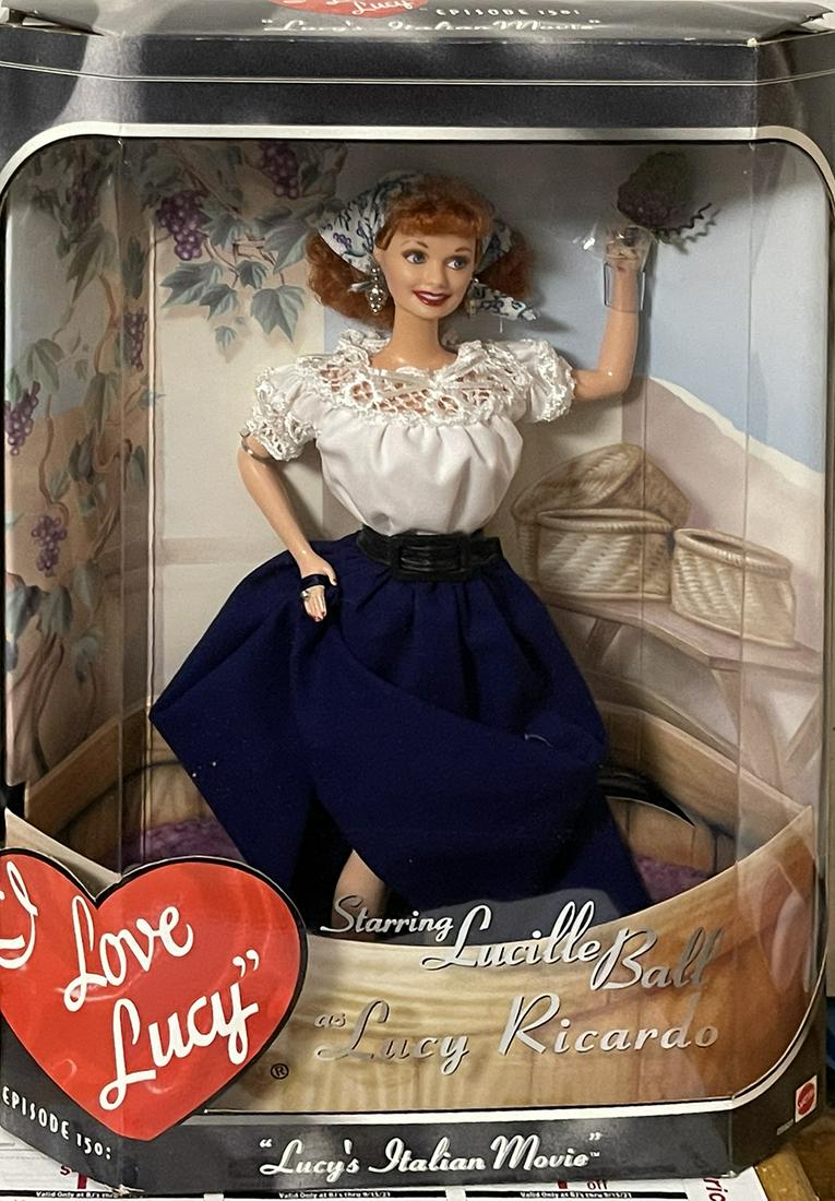 "I LOVE LUCY" COLLECTOR EDITION DOLL: "I LOVE LUCY" COLLECTOR EDITION DOLL. EPISODE #150 "LUCY'S ITALIAN MOVIE", NEW. MINT IN A BOX (14)