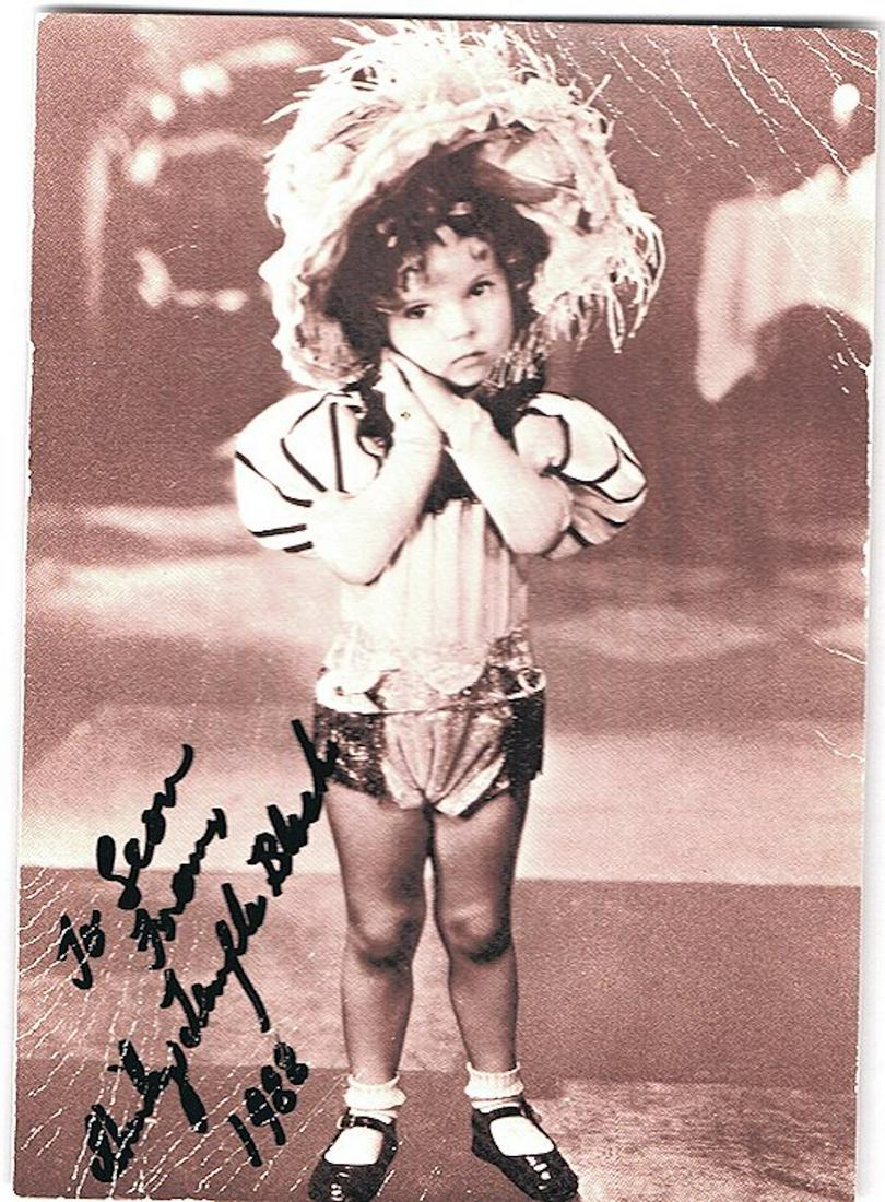 SHIRLEY TEMPLE- 4.25 X 6 PHOTO W/ CERTIFICATE: SHIRLEY TEMPLE- 4.25 X 6PHOTO W/ CERTIFICATE FROM TODD MUELLER.Todd Mueller began collecting autographs in 1978 and now the owner of Todd Mueller Autographs. Todd Mueller has been in the Autograph ind