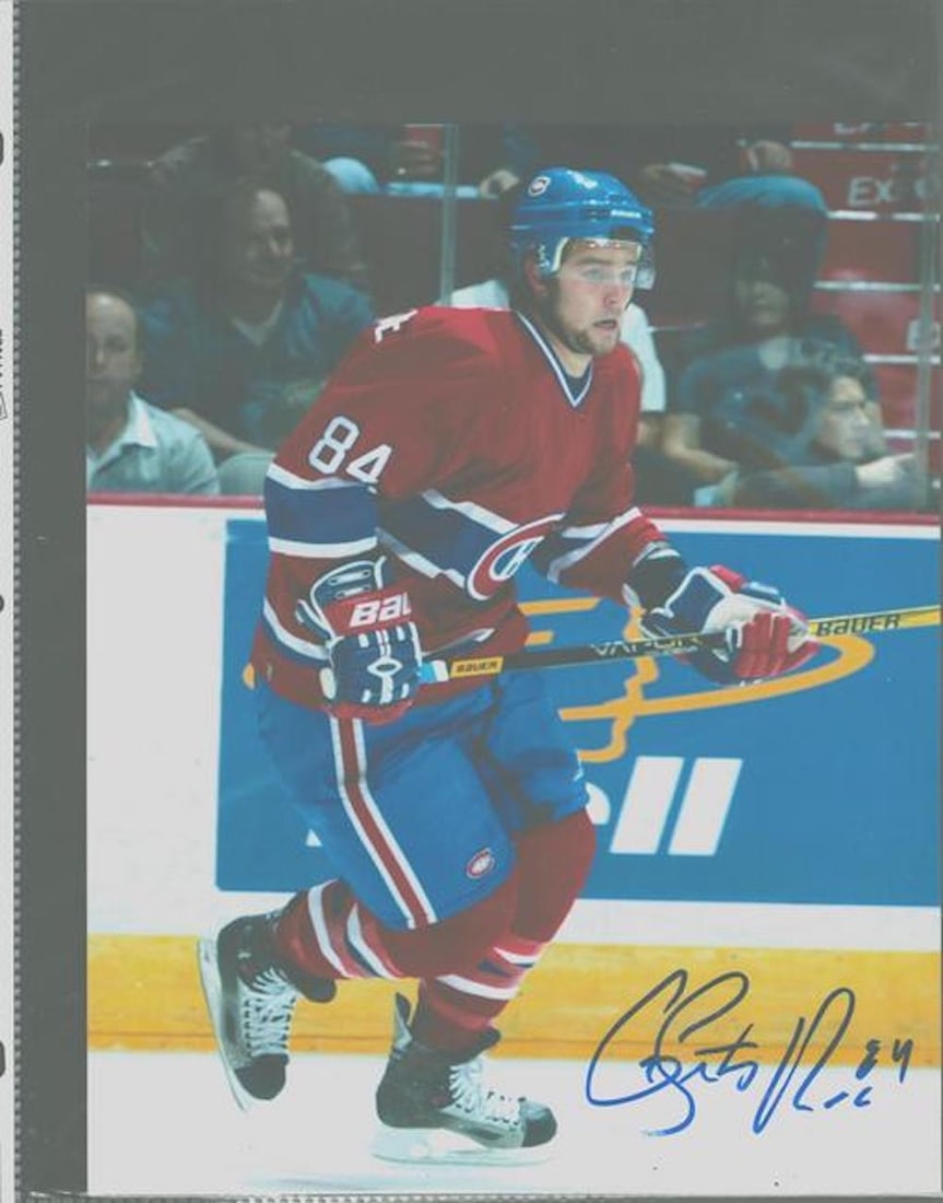 Guy Latendresse - SIGNED 8 X 10 PHOTOGRAPH W/COA: Dan Hinote - SIGNED 8 X 10 PHOTOGRAPH W/COA. A SIGNED PHOTOGRAPH OF DAN HINOTE. SIGNED BY HIM. COMES WITH COA. VERY GOOD CONDITION
