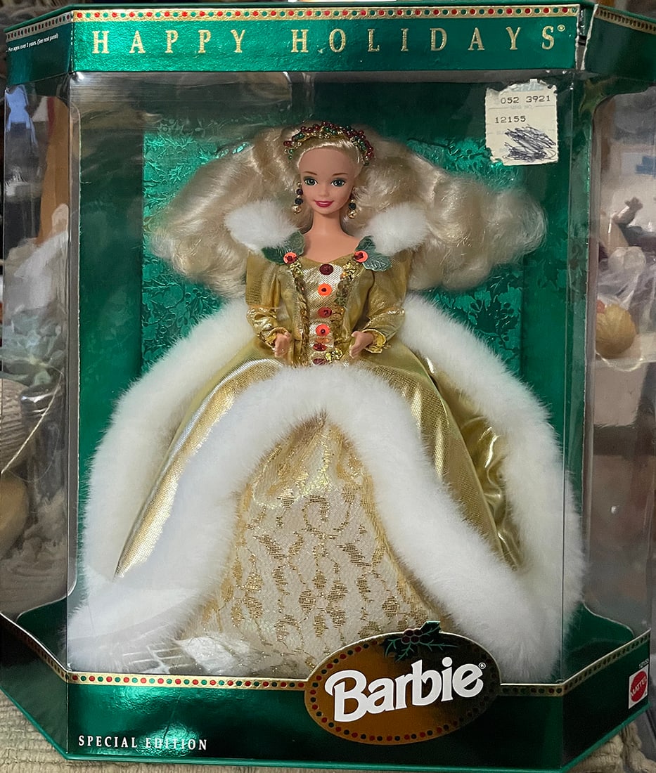 BARBIE "HAPPY HOLIDAYS" DOLL: BARBIE "HAPPY HOLIDAYS" DOLL. SPECIAL EDITION. NEW. MINT IN A BOX (78)