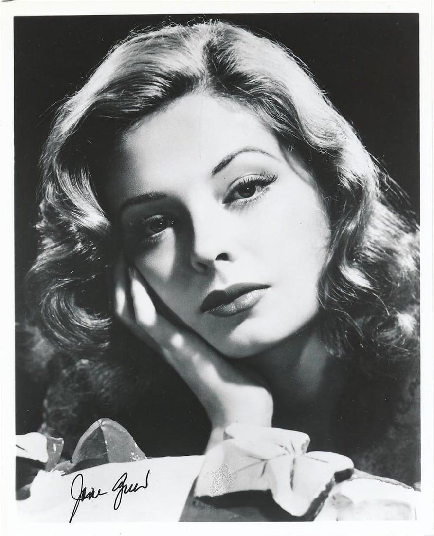 Jane Greer- 8 x 10 Signed Photograph w/COA: Jane Greer- 8 x 10 Signed Photograph w/COA. Black and white glossy finish photograph signed in black felt tip ink by Jane Greer. In excellent condition.