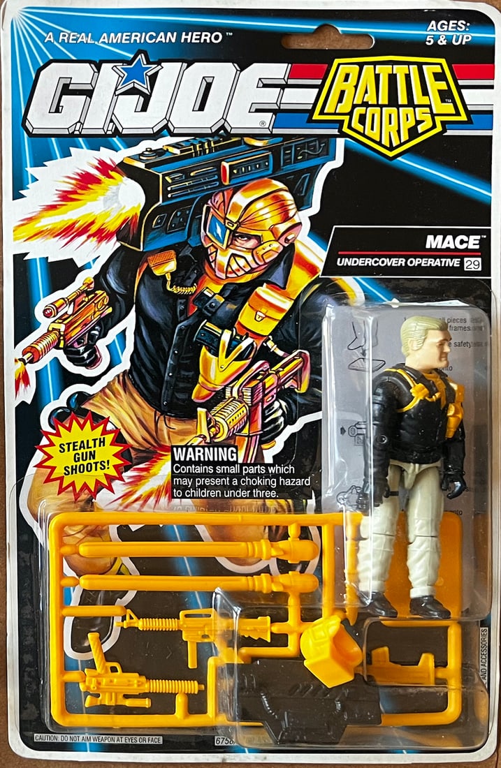 G.I. Joe Battle Corps "Mace" Figurine on Card: G.I. Joe Battle Corps "Mace" Figurine on Card. The card is punched. Very good condition