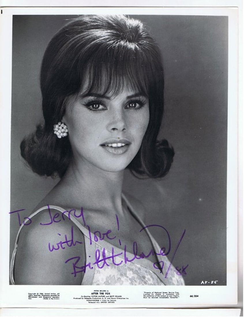 BRITT EKLAND - 8 X 10 SIGNED PHOTO W/ COA: BRITT EKLAND - 8 X 10 SIGNED PHOTO W/ COA FROM TODD MUELLER.Todd Mueller began collecting autographs in 1978 and now the owner of Todd Mueller Autographs. Todd Mueller has been in the Autograph indust