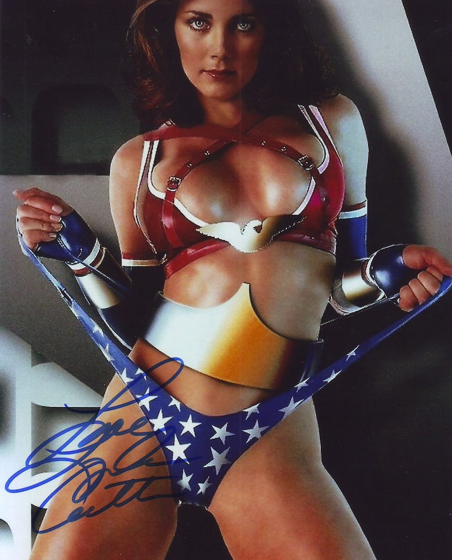 Lynda Carter - 8 x 10 Signed Photo w/COA: Lynda Carter - 8 x 10 Signed Photo w/COA. A signed photograph of Lynda Carter. Signed by her. Excellent condition