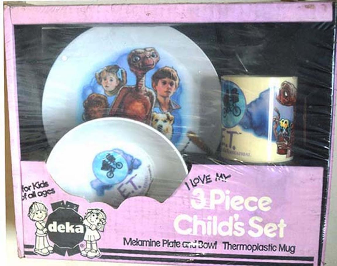 E.T. I LOVE MY 3 PIECE CHILD PLAY SET: E.T. I LOVE MY 3 PIECE CHILD PLAY SET. MELAMINE PLATE, BOWL, AND MUG