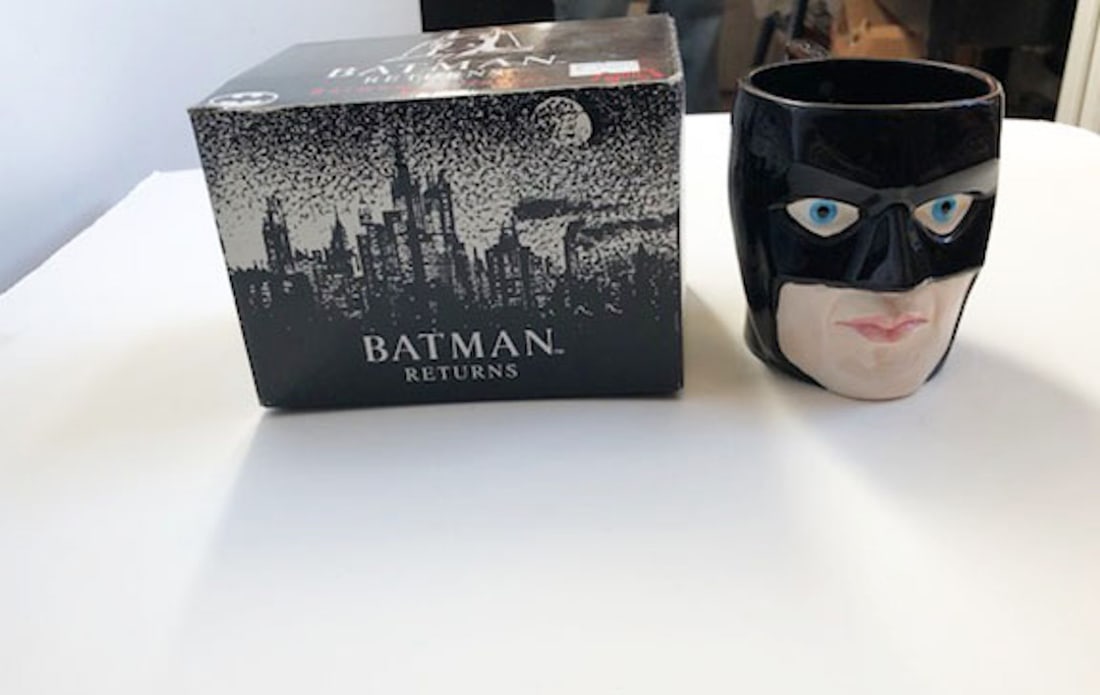BATMAN RETURNS MUG: BATMAN RETURNS MUG. NEVER USED
