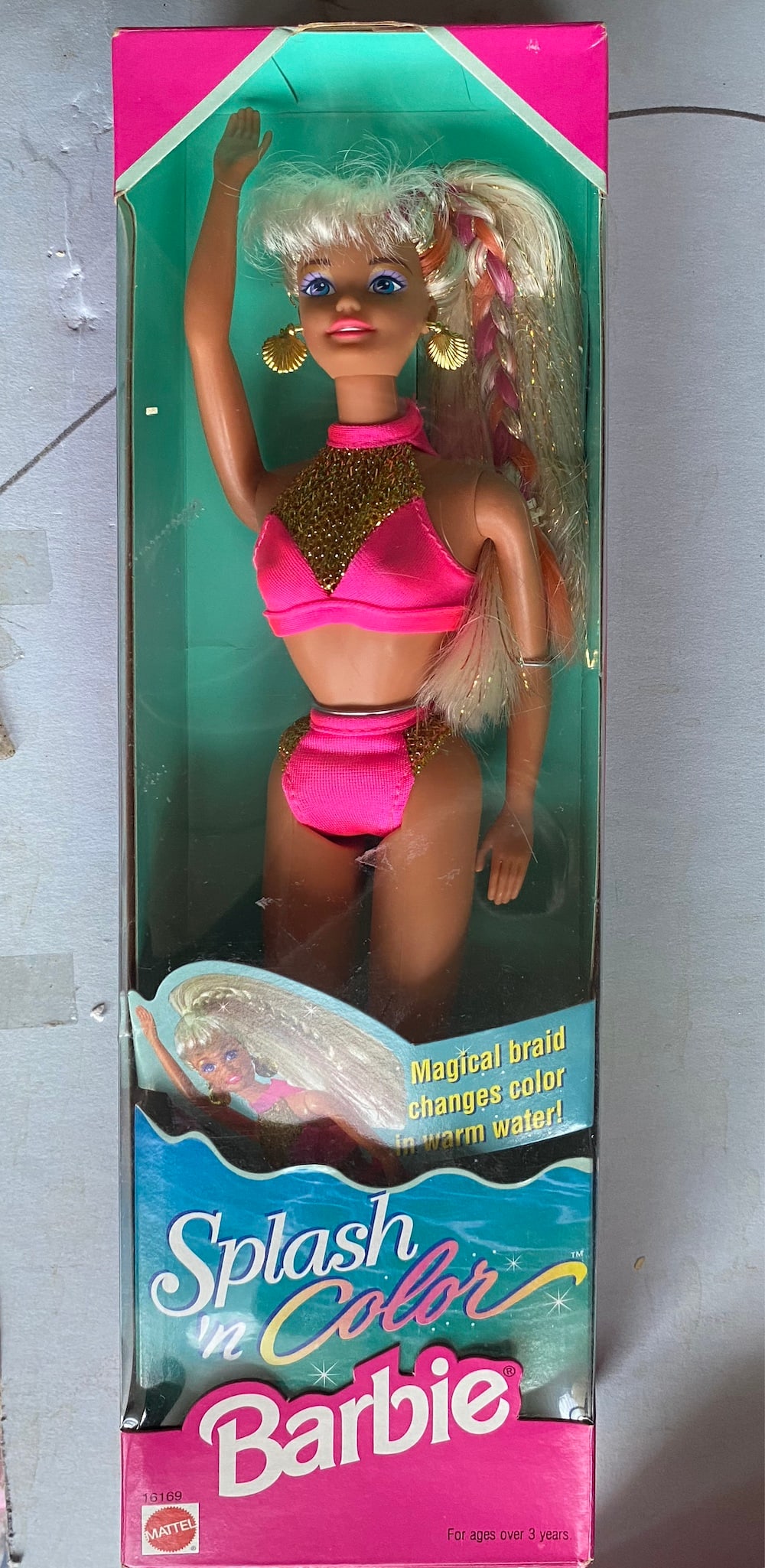 Barbie "Splach 'n Color" Doll: Barbie "Splach 'n Color" Doll. New. Complete and intact. (Box 7)