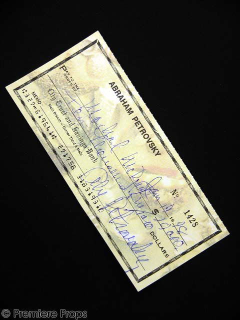 ROUNDERS Mike's (MATT DAMON) $10,000 Check Prop: ROUNDERS - Mike's (MATT DAMON) Hero Screenused $10,000 Check Prop - This personal check was made out from "Abraham Petrovsky" (MARTIN LANDAU) to the name "Michael McDermott," (MATT DAMON) for the amou