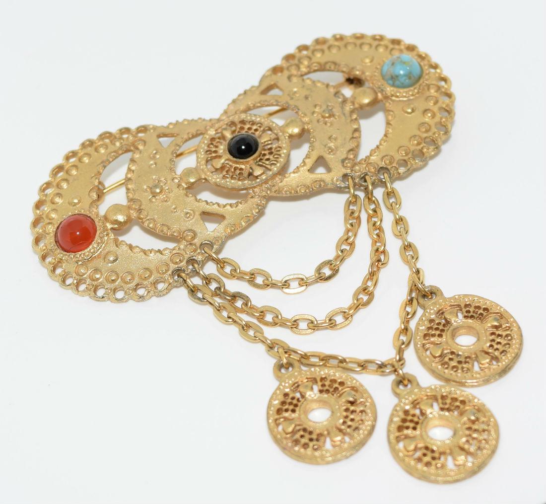 Ornate Gold Tone Brooch (1 of 4)