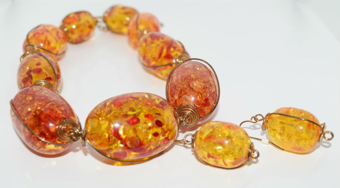 Large Gold Tone Faux Amber Bead Necklace & Earrings Set (1 of 3)