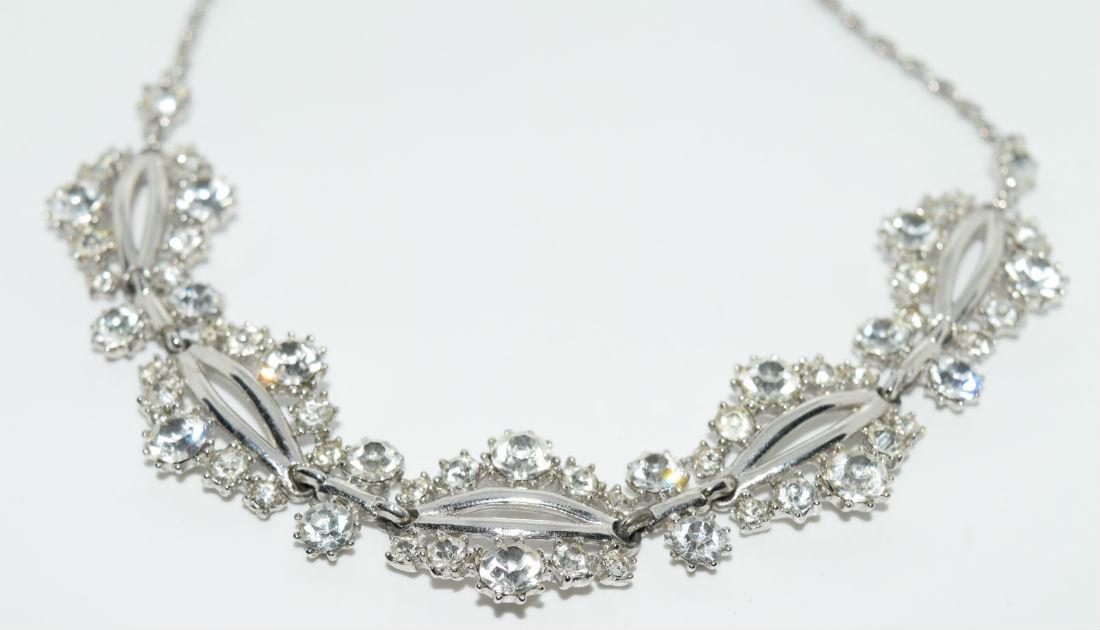 Vintage Ora Rhinestne Choker Costume Necklace: This necklace is 13-16" adjustable. Is signed Ora