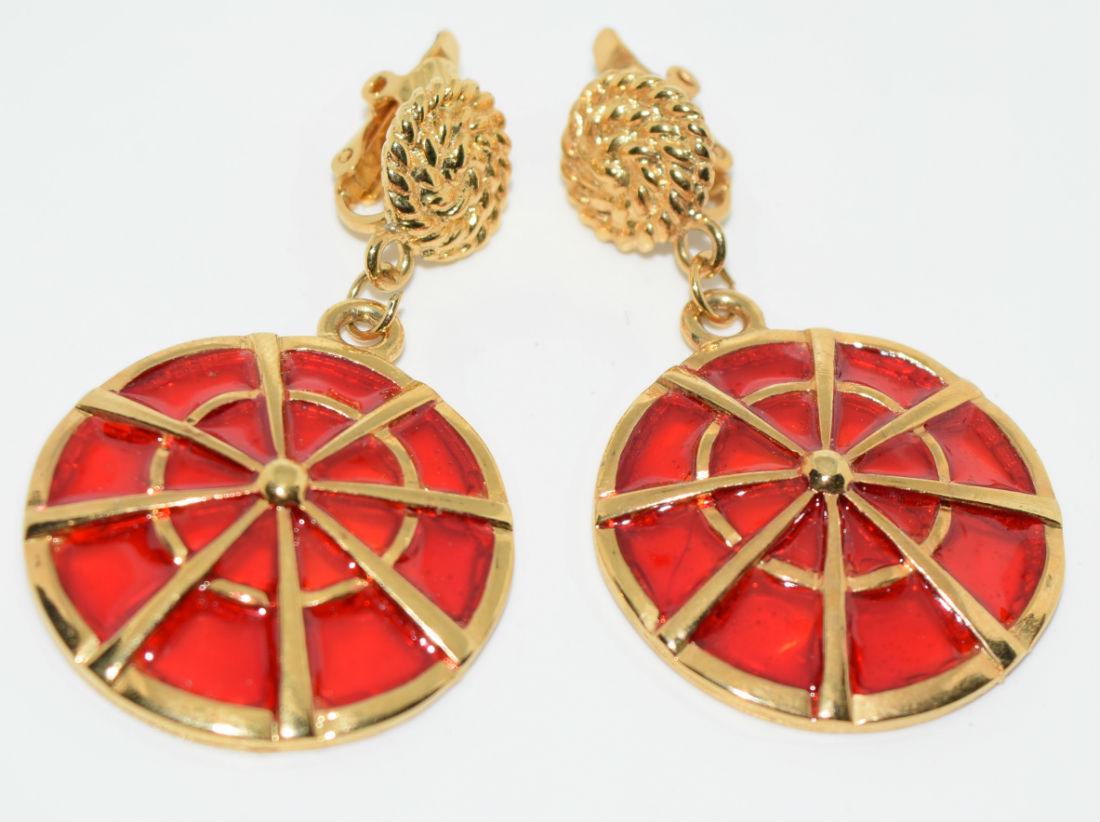 TRIFARI Stained Class Costume Clip-On Earrings: Please review pictures to get an idea of the size.