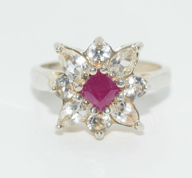 Vintage Sterling White Topaz & Ruby Flower Ring Size 6 (1 of 5)