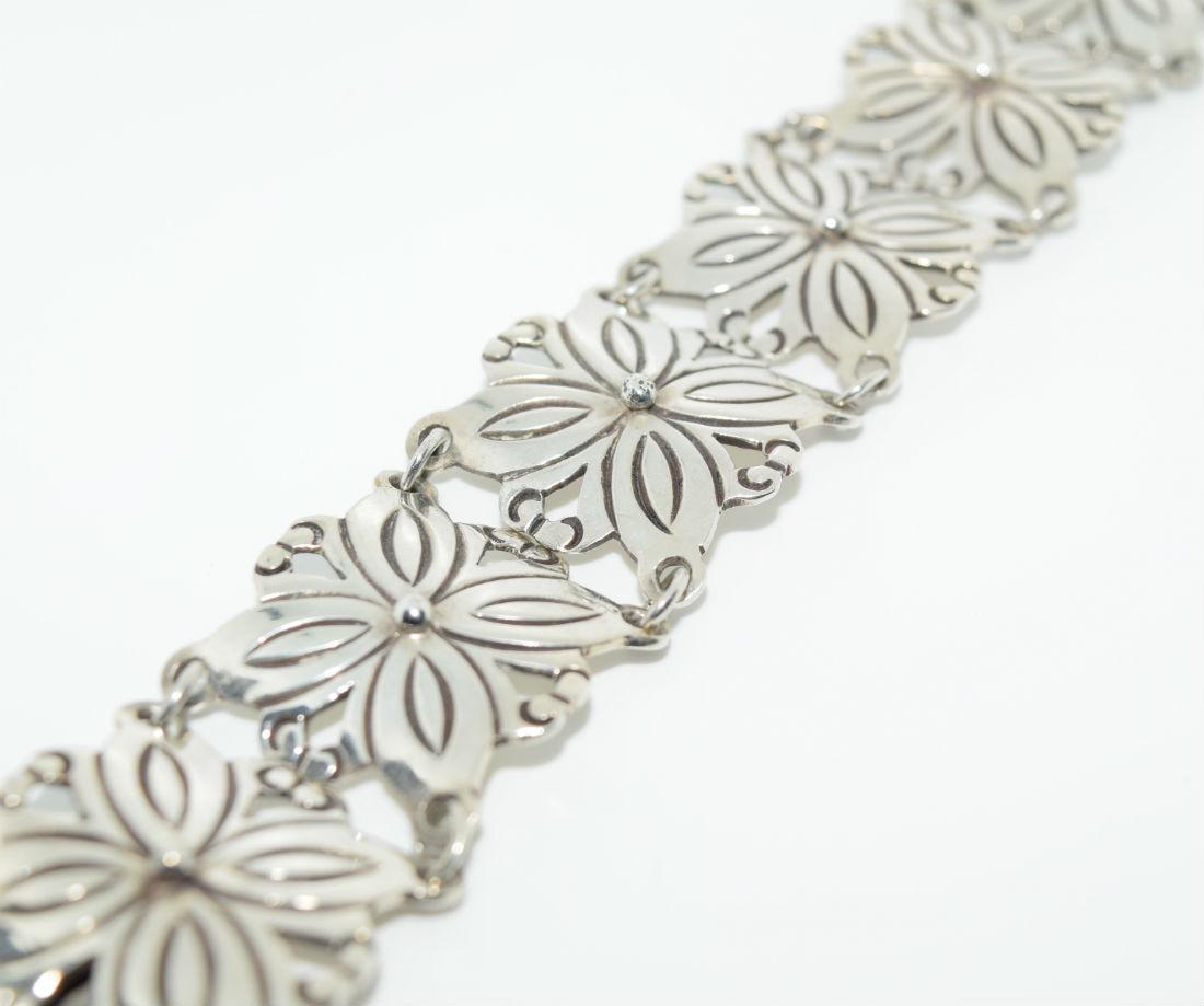 Mexico Sterling Silver Flower Bracelet (1 of 3)